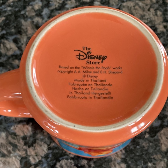 DISNEY WINNIE THE POOH COFFEE MUG 8oz - Picture 3 of 4